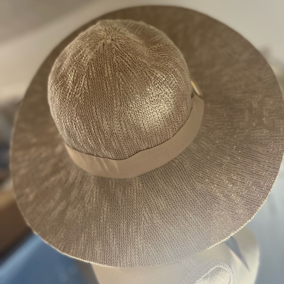 Vince Camuto polyester rim hat NWT: adjustable.4” rim - Picture 3 of 9